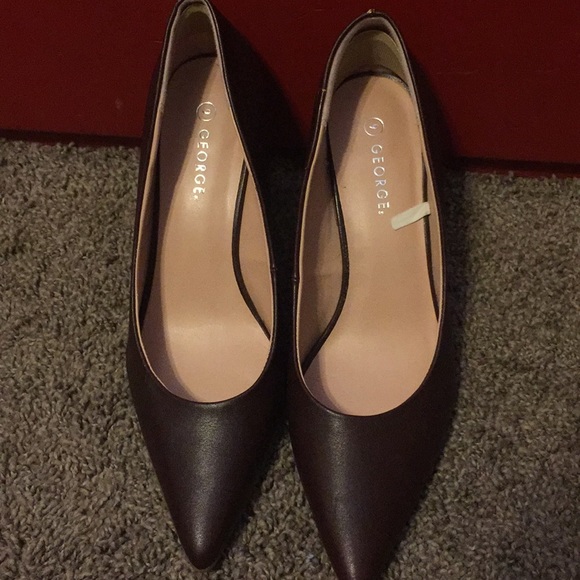 Brown Pointed Heels - Picture 1 of 4